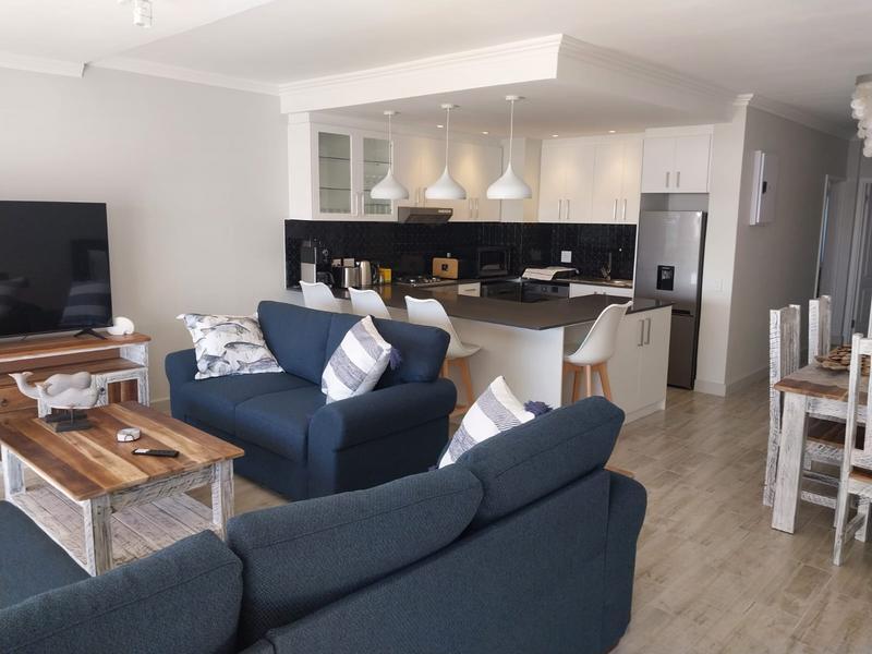 2 Bedroom Property for Sale in Bloubergstrand Western Cape